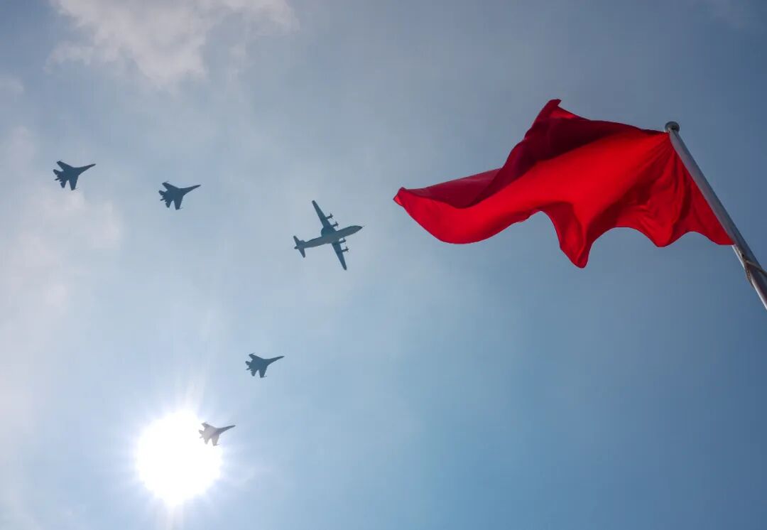 阅兵式上29型125架军机空中受阅，，航空应抢救援装备系统化生长和市场化应用新效果将在11月集中展示 新闻资讯 第7张
